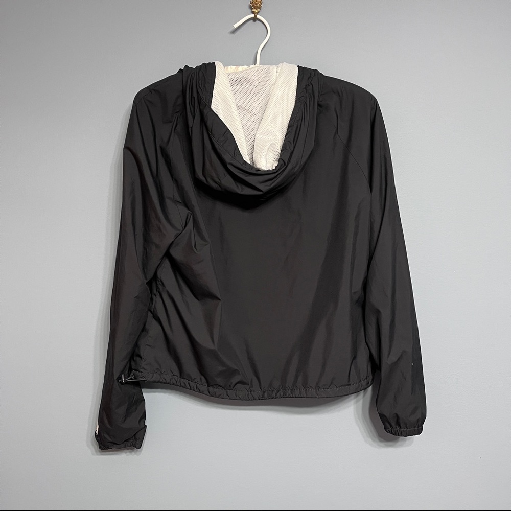Abercrombie & Fitch Black Lightweight Hooded Windbreaker Jacket - Picture 3 of 7